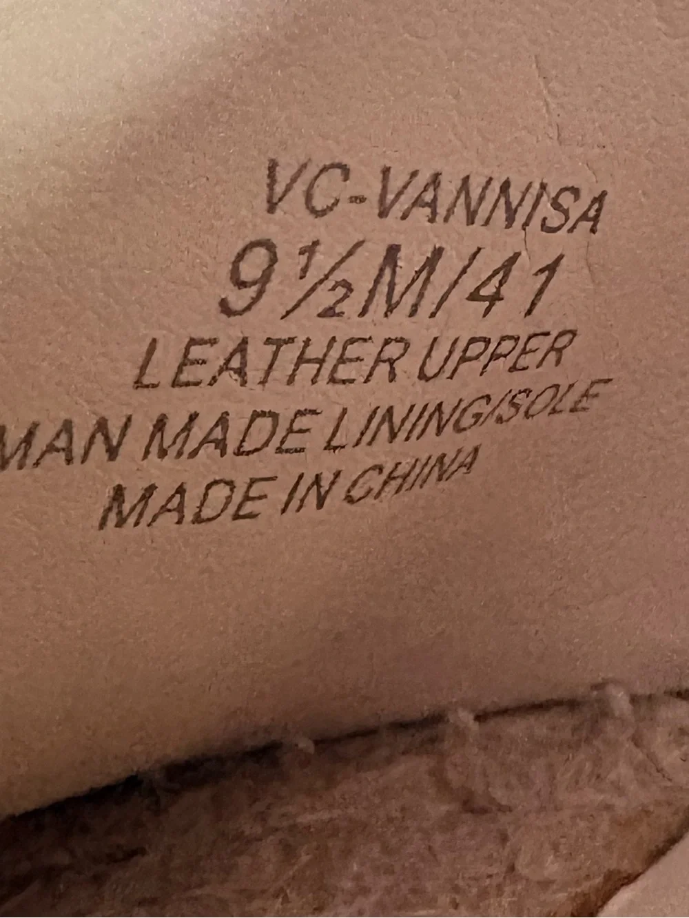 N/A vince camuto